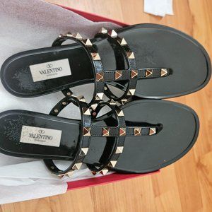Valentino Rockstud Thong Sandals Size 39